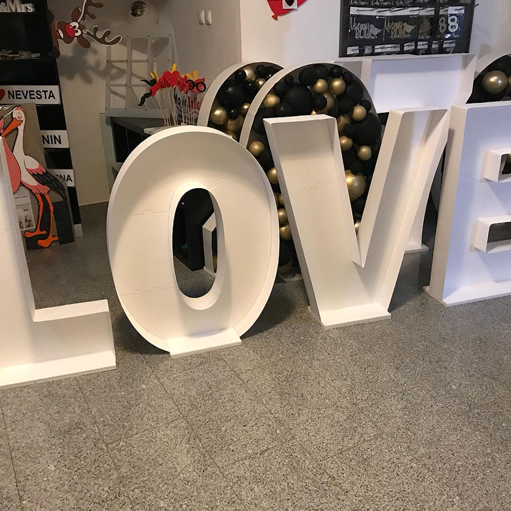 2.4FT Letters Balloons Frame M - Event Z avaliação e preço